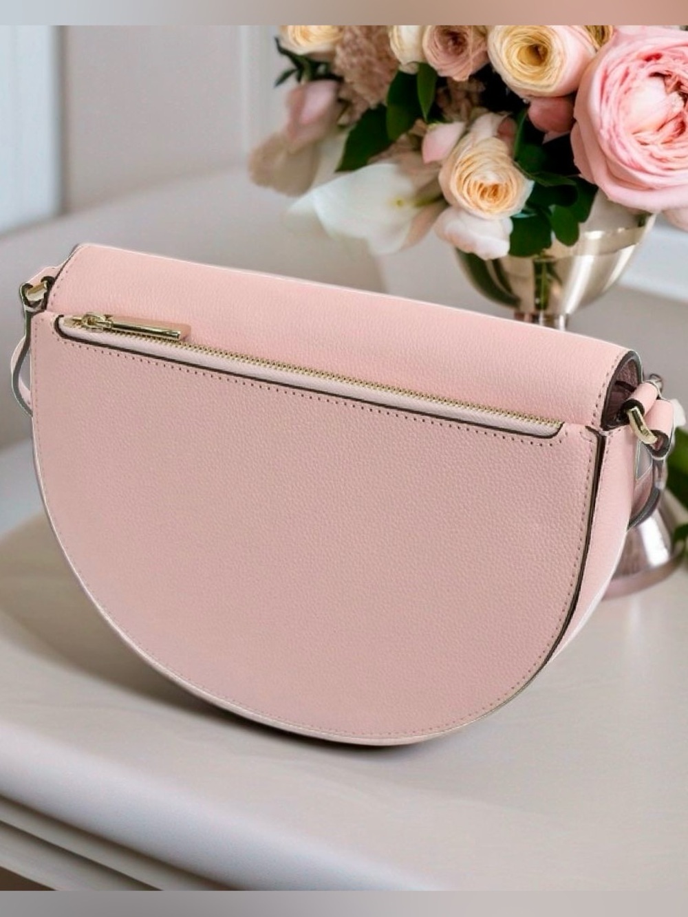 NWOT Kate Spade Luna Crescent Crossbody in Blush Pink - Picture 3 of 3